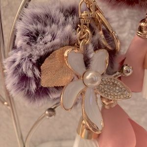 Crystal flower handbag charm Pom Pom keychain Grey